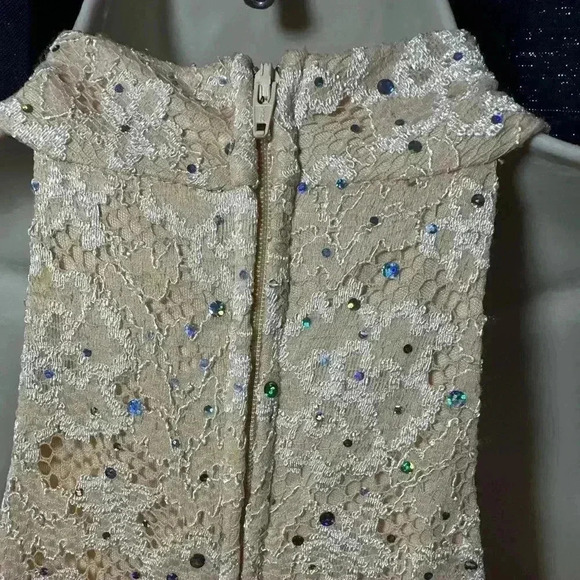 City Studio Womens Juniors Sleeveless Sequiened Lace Champagne Dress - Picture 8 of 14